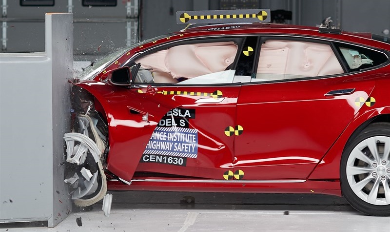 Tesla model x safety shop rating iihs