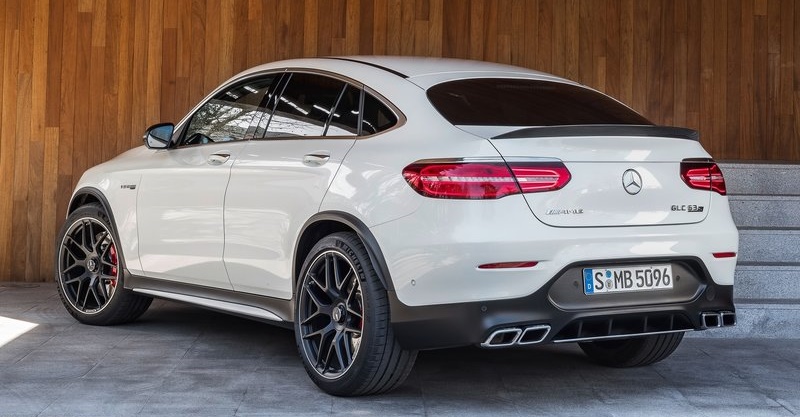 Mercedes-Benz-GLC63_S_AMG_Coupe-2018-800-0e