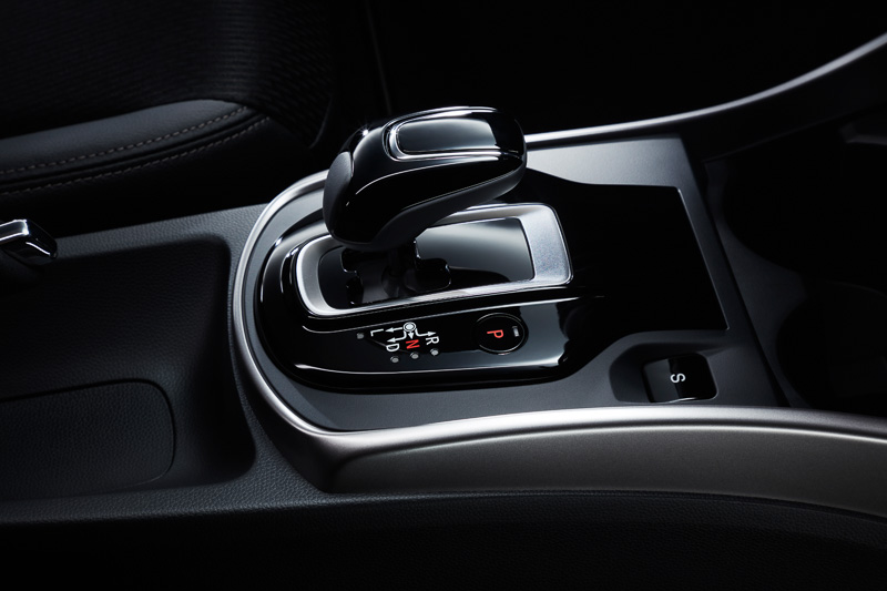 2017-Honda-Grace-City-gear-selector-teased-in-Japan