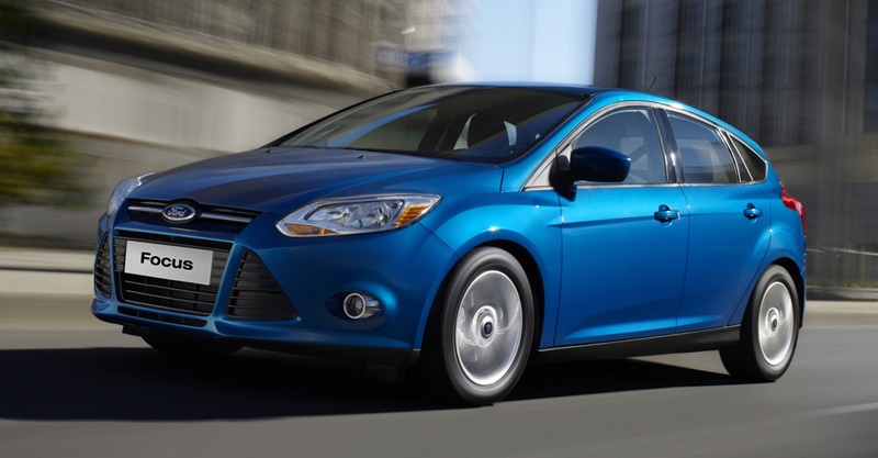 2013 Ford Focus: Ford's best-selling Focus continues the tradition of class-leading dynamics, safety and outstanding value in either four-door sedan or five-door hatchback bodystyle. (06/27/12)