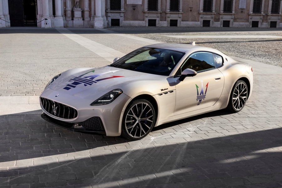 Maserati GranTurismo Modena/Trofeo อีกร่างของ GranTurismo Folgore ...