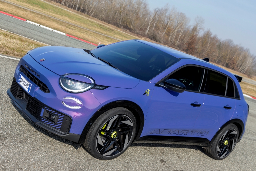 Abarth 600e Scorpionissima Powerful, pure electric power Single motor power upgraded to 280 horsepower – HeadLight Magazine